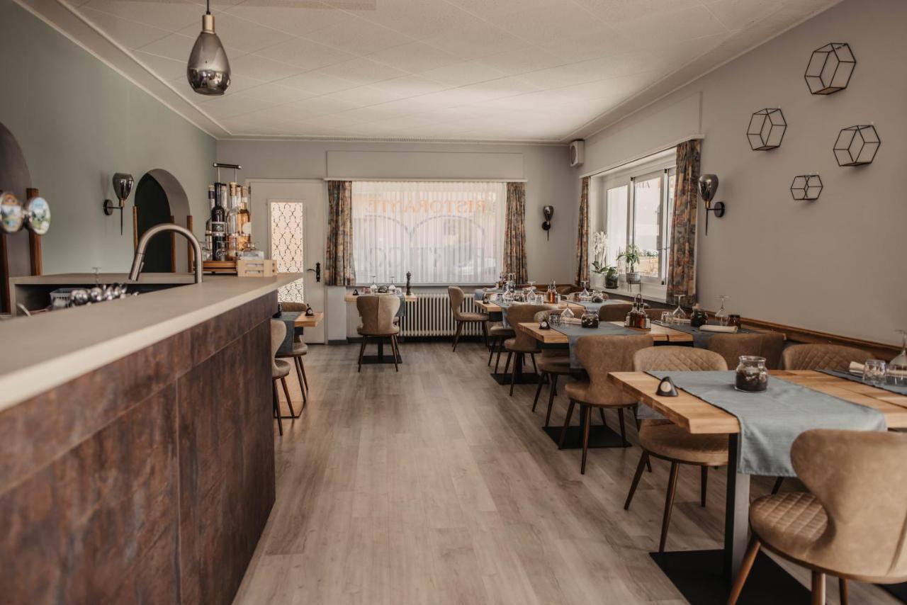 Albergo Ristorante Al Portico Gerra  Екстер'єр фото
