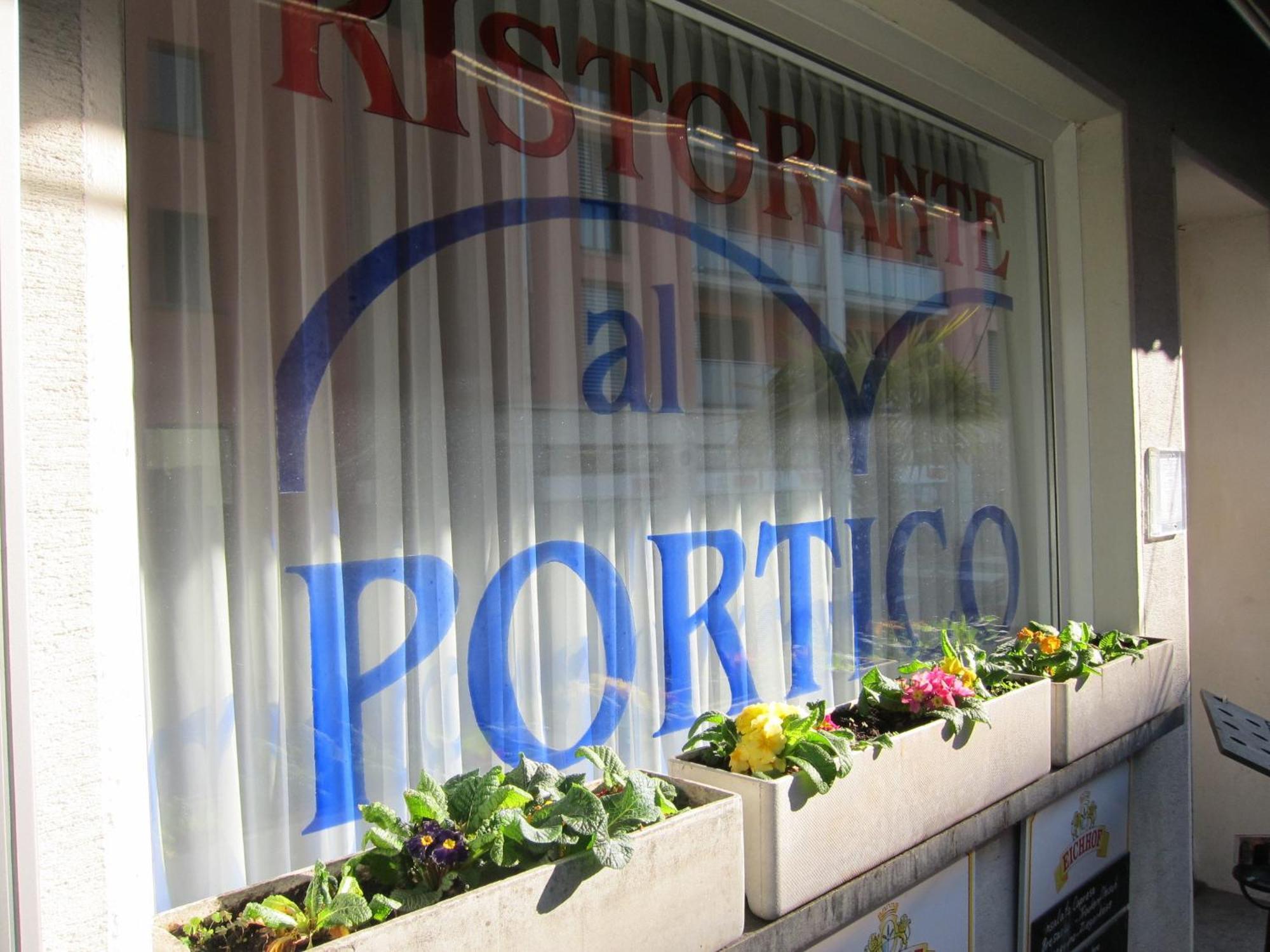 Albergo Ristorante Al Portico Gerra  Екстер'єр фото